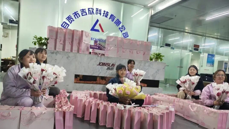 致敬她力量，开放她风采——MS - 美狮贵宾会科技 进行庆祝！叭恕惫矢九谥魈饣疃